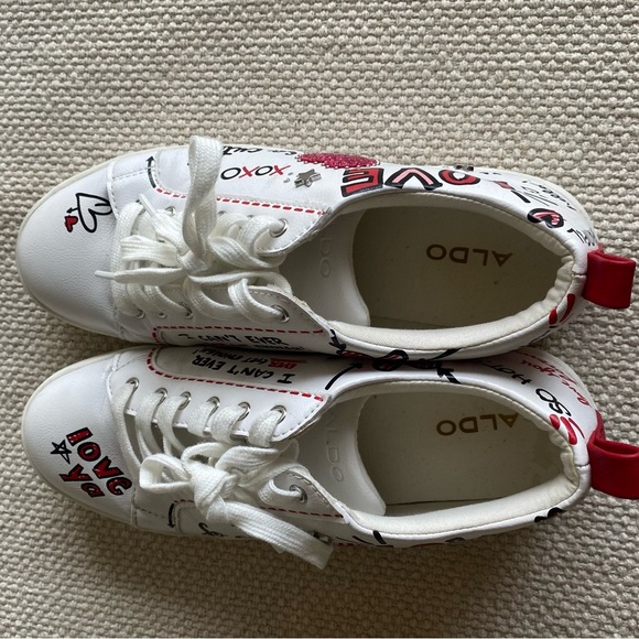 Aldo Umiassa Love So Cute Print Faux Leather White Low Top Sneakers Size 7.5 - Picture 3 of 5